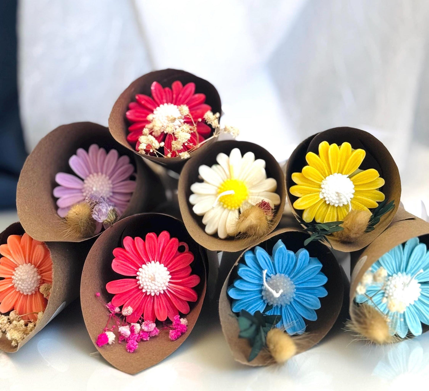 Personalized Daisy Candle Favors